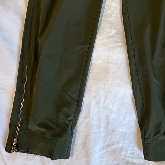 Athleta Lightweight Jogger with zippered ankle - Picture 2 of 7